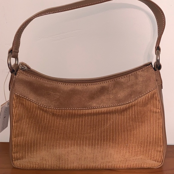 Tommy Hilfiger purse - Picture 2 of 5